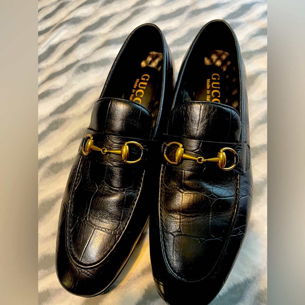 Men Authentic Gucci Hand made from Italy.